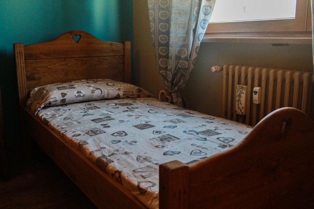 Dimora Delle Alpi Apartment Aosta Bagian luar foto